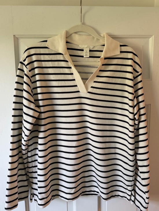 H&M Tops - H&M Black and White Striped Polo Sweatshirt